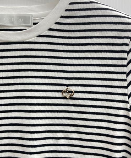 CELFORD（セルフォード）CELFORD (セルフォード) ロゴチャームポイントTシャツ ホワイト×ブラック サイズ:36 未使用品の古着・服飾アイテム