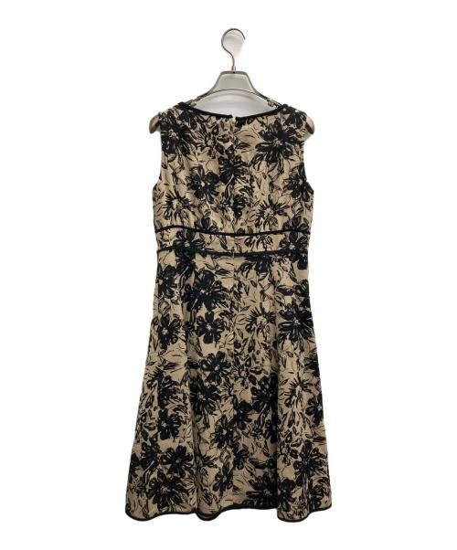 M'S GRACY（エムズグレイシー）M'S GRACY (エムズグレイシー) ボタニカルワンピース ブラック×ベージュ サイズ:38の古着・服飾アイテム