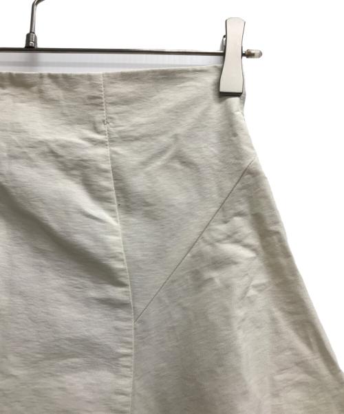 ESTNATION（エストネーション）ESTNATION (エストネーション) ミモレフレアスカート アイボリー サイズ:38の古着・服飾アイテム