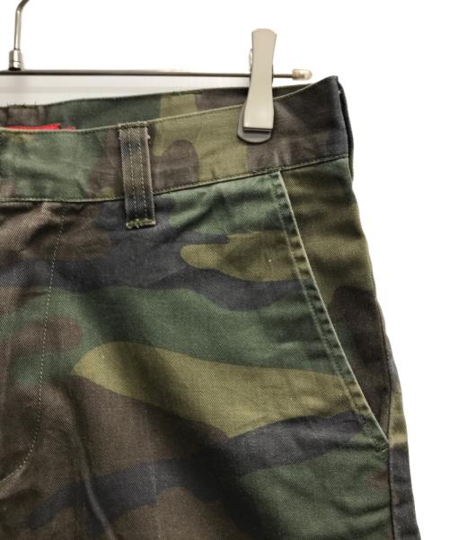 SUPREME（シュプリーム）Supreme (シュプリーム) Work Short Woodland Camo グリーン サイズ:30の古着・服飾アイテム