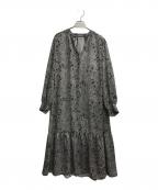 23区ニジュウサンク）の古着「Rattiペイズリープリント ティアード ワンピース」｜ブラック