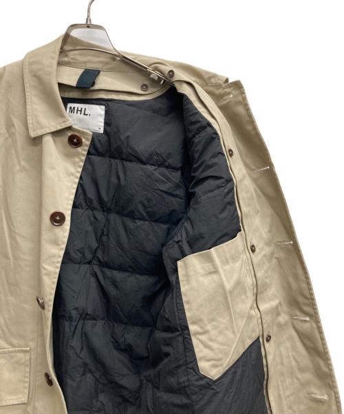 MHL（エムエイチエル）MHL (エムエイチエル) ダウンライナー付ステンカラーコート ベージュ サイズ:Mの古着・服飾アイテム