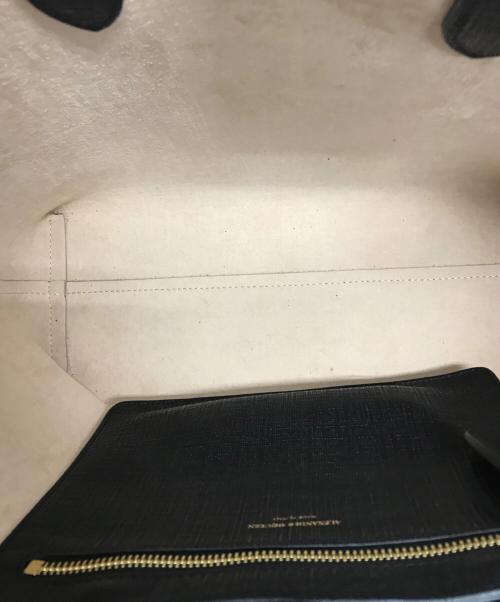 ALEXANDER McQUEEN（アレキサンダーマックイーン）ALEXANDER McQUEEN (アレキサンダーマックイーン) レザートートバッグ ブラックの古着・服飾アイテム