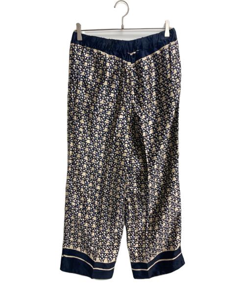 45R（フォーティファイブ・アール）45R (フォーティファイブ・アール) レーヨンサテンかごめRプリントパンツ ネイビーの古着・服飾アイテム
