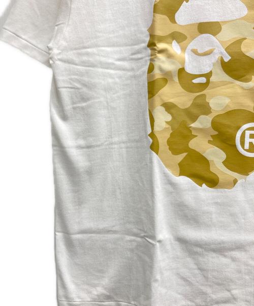 A BATHING APE（ア ベイシング エイプ）A BATHING APE (ア ベイシング エイプ) COLOR CAMO BIG APE HEAD TEE ホワイト サイズ:XLの古着・服飾アイテム