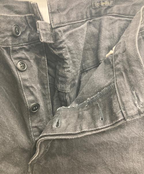 COMOLI（コモリ）COMOLI (コモリ) デニムオーバーパンツ ブラックの古着・服飾アイテム