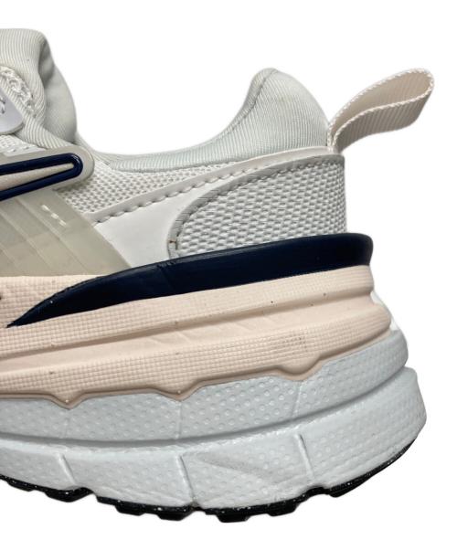 NIKE（ナイキ）NIKE (ナイキ) W V2K RUN PLATINUM(W V2K ランプラチナム) グレー サイズ:25cmの古着・服飾アイテム