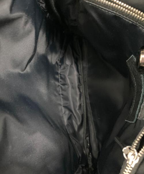 chi.wata（チワタ）chi.wata (チワタ) バックパック シルバー×ブラックの古着・服飾アイテム