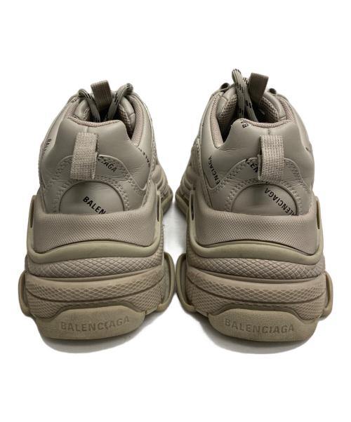 BALENCIAGA（バレンシアガ）BALENCIAGA (バレンシアガ) Triple S オールオーバー ロゴ グレー サイズ:24cmの古着・服飾アイテム