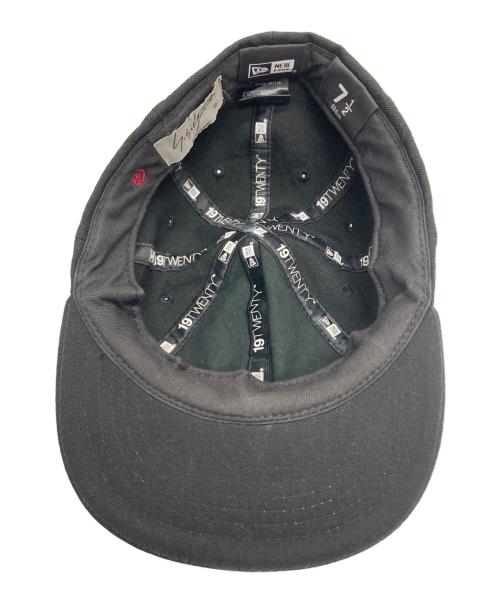 YOHJI YAMAMOTO（ヨウジヤマモト）YOHJI YAMAMOTO (ヨウジヤマモト) New Era (ニューエラ) キャップ ブラックの古着・服飾アイテム