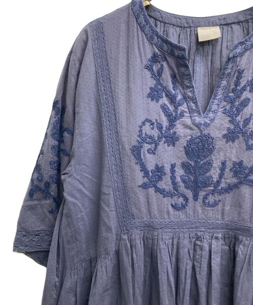 TSUHARU by samansa Mos2（ツハル バイ サマンサモスモス）TSUHARU by samansa Mos2 (ツハル バイ サマンサモスモス) 綿ドビーコード刺繍ワンピース ネイビー サイズ:Fの古着・服飾アイテム