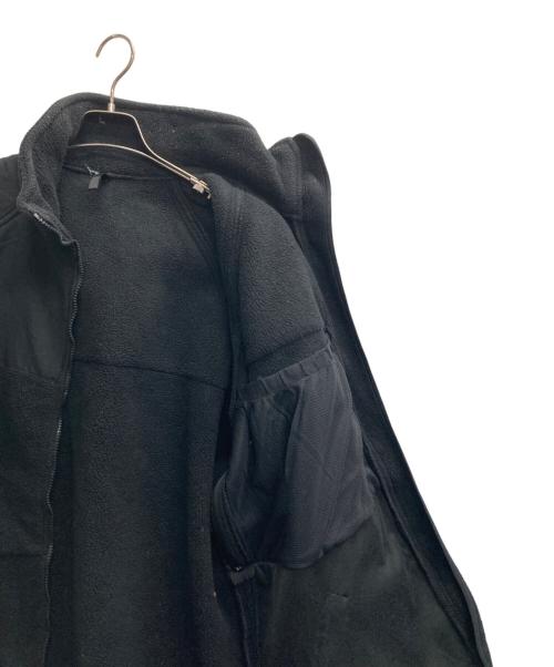 US ARMY（ユーエスアーミー）US ARMY (ユーエスアーミー) ポーラテック フリースジャケット ブラック サイズ:不明の古着・服飾アイテム