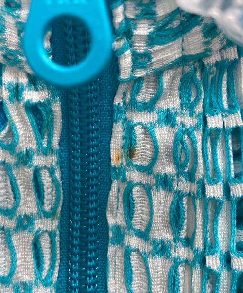 PLEATS PLEASE（プリーツプリーズ）PLEATS PLEASE (プリーツプリーズ) カットワークジップパーカー スカイブルー サイズ:3の古着・服飾アイテム