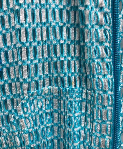 PLEATS PLEASE（プリーツプリーズ）PLEATS PLEASE (プリーツプリーズ) カットワークジップパーカー スカイブルー サイズ:3の古着・服飾アイテム