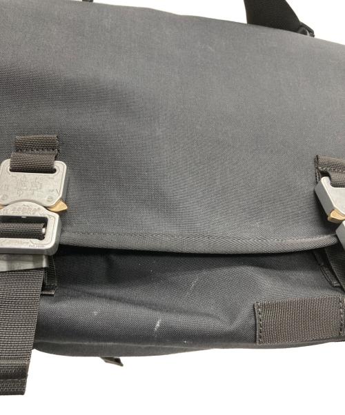 BAGJACK（バッグジャック）BAGJACK (バッグジャック) コブラバックルメッセンジャーバッグ ブラックの古着・服飾アイテム