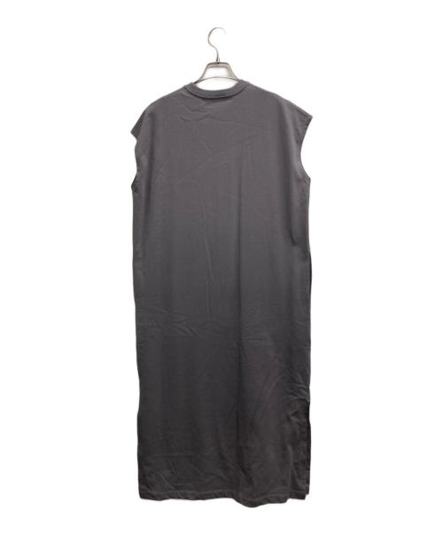 23区（ニジュウサンク）23区 (ニジュウサンク) カットソーワンピース グレー サイズ:38の古着・服飾アイテム