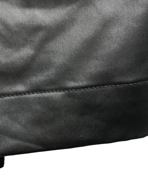 BARNEYS NEWYORK（バーニーズ・ニューヨーク）BARNEYS NEWYORK (バーニーズ・ニューヨーク) サテンカーゴパンツ ブラック サイズ:Mの古着・服飾アイテム