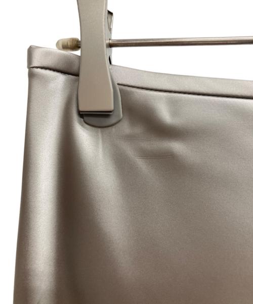 theory（セオリー）theory (セオリー) FLUID SATIN/CL MIDI SK ベージュ サイズ:S 未使用品の古着・服飾アイテム