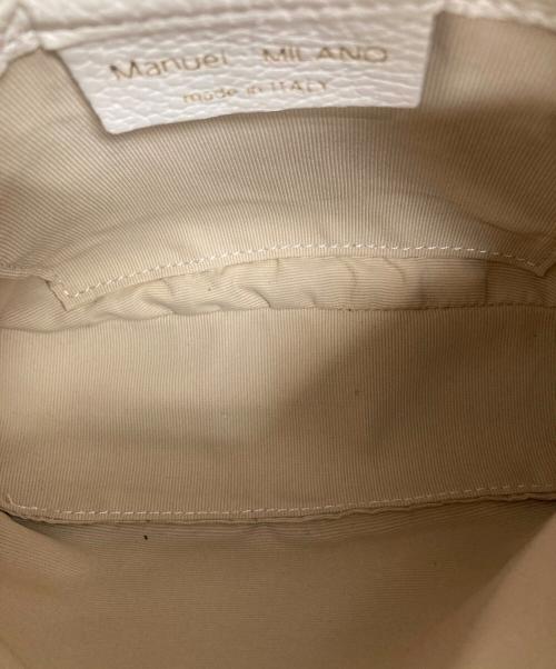 Manuel MILANO（マニュエルミラノ）Manuel MILANO (マニュエルミラノ) レザーハーフムーン ハンドバッグ アイボリーの古着・服飾アイテム