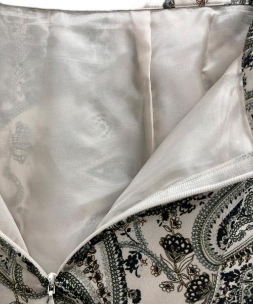 ANAYI（アナイ）ANAYI (アナイ) ペイズリースカート アイボリー サイズ:34の古着・服飾アイテム