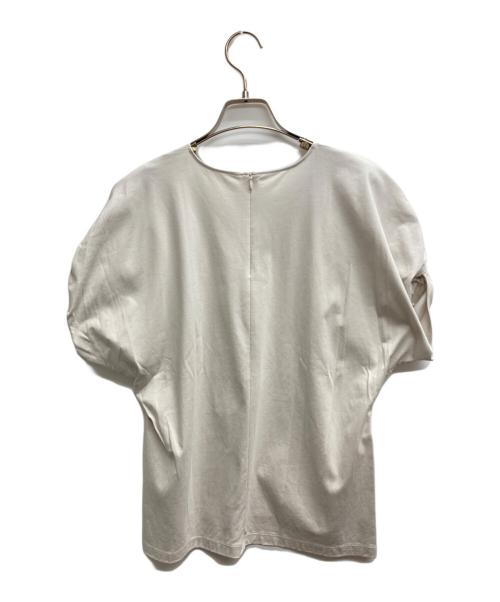 23区（ニジュウサンク）23区 (ニジュウサンク) スムースデザイン ツイスト カットソー ベージュ サイズ:32の古着・服飾アイテム