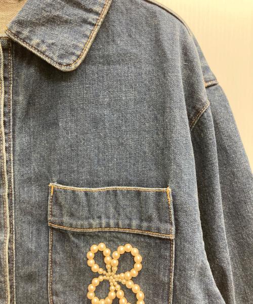 Tu es mon TRESOR（トゥ エ モン トレゾア）Tu es mon TRESOR (トゥ エ モン トレゾア) パールデザインデニムジャケット インディゴ サイズ:Freeの古着・服飾アイテム