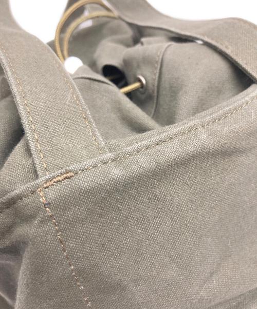 COMME des GARCONS（コムデギャルソン）COMME des GARCONS (コムデギャルソン) ミリタリー巾着バッグ カーキの古着・服飾アイテム