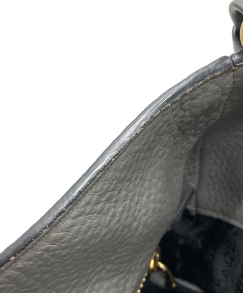 PRADA（プラダ）PRADA (プラダ) 2WAYトートバッグ グレーの古着・服飾アイテム