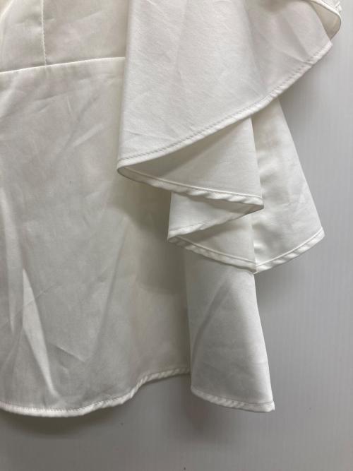 UNITED ARROWS TOKYO（ユナイテッドアローズトウキョウ）UNITED ARROWS TOKYO (ユナイテッドアローズトウキョウ) ペプラム フレアスリーブ ブラウス ホワイト サイズ:FREE 未使用品の古着・服飾アイテム