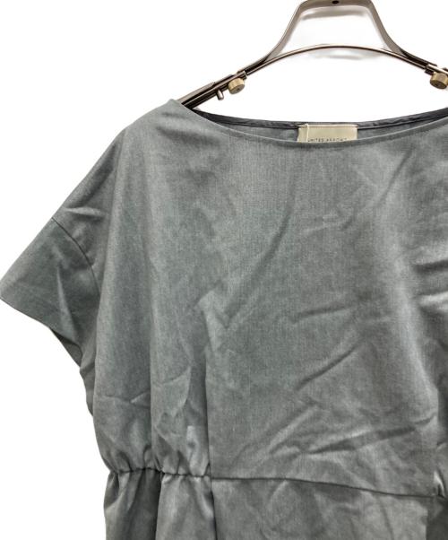 UNITED ARROWS TOKYO（ユナイテッドアローズトウキョウ）UNITED ARROWS TOKYO (ユナイテッドアローズトウキョウ) ウエストギャザーブラウス グレー サイズ:38 未使用品の古着・服飾アイテム