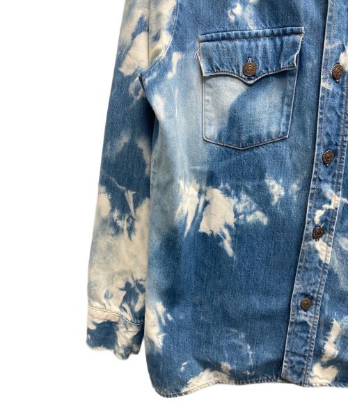 LEVI'S（リーバイス）LEVI'S (リーバイス) ブリーチウエスタンシャツ ブルー サイズ:MEDIUMの古着・服飾アイテム
