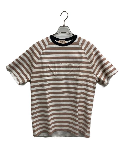 N°21（ヌメロヴェントゥーノ）N°21 (ヌメロヴェントゥーロ) ロゴエンボス ボーダーTシャツ ベージュ×ホワイト サイズ:38の古着・服飾アイテム
