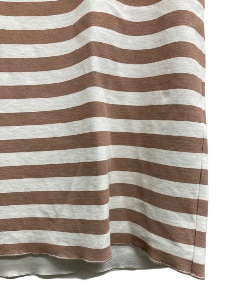 N°21（ヌメロヴェントゥーノ）N°21 (ヌメロヴェントゥーロ) ロゴエンボス ボーダーTシャツ ベージュ×ホワイト サイズ:38の古着・服飾アイテム