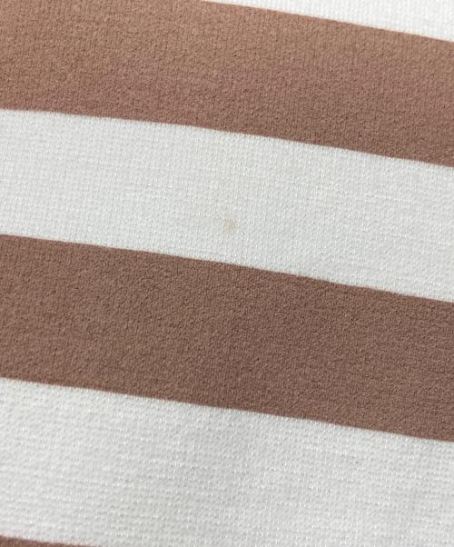 N°21（ヌメロヴェントゥーノ）N°21 (ヌメロヴェントゥーロ) ロゴエンボス ボーダーTシャツ ベージュ×ホワイト サイズ:38の古着・服飾アイテム