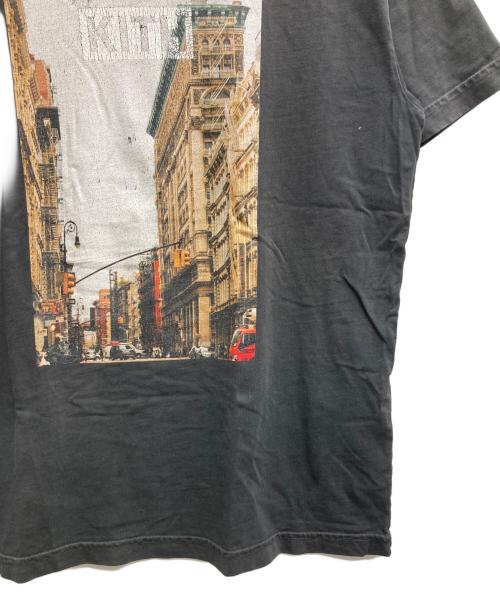 KITH（キス）KITH (キス) NYC SOHO VINTAGE Tee ブラック サイズ:Sの古着・服飾アイテム