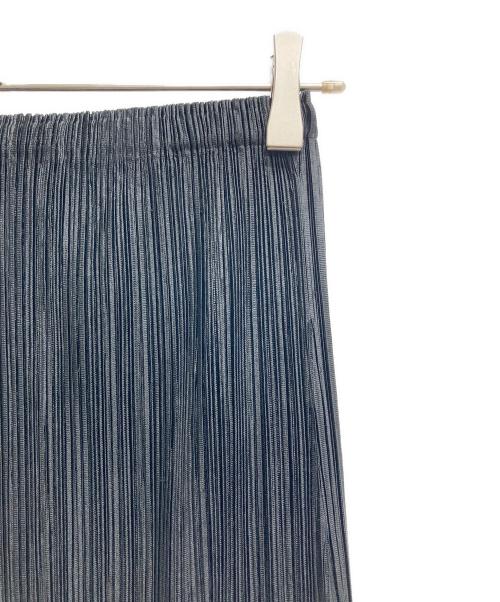 PLEATS PLEASE（プリーツプリーズ）PLEATS PLEASE (プリーツプリーズ) プリーツスカート ブラック サイズ:3の古着・服飾アイテム