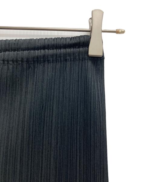 ISSEY MIYAKE（イッセイミヤケ）ISSEY MIYAKE (イッセイミヤケ) プリーツパンツ ブラック サイズ:XSの古着・服飾アイテム