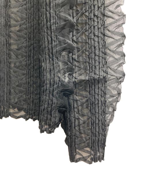ISSEY MIYAKE（イッセイミヤケ）ISSEY MIYAKE (イッセイミヤケ) プリーツハイネックシャツ ブラック サイズ:2の古着・服飾アイテム