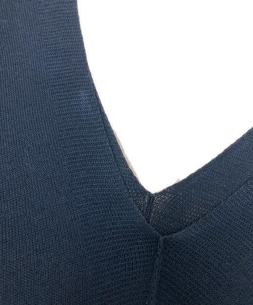 DEUXIEME CLASSE（ドゥーズィエム クラス）DEUXIEME CLASSE (ドゥーズィエム クラス) shake code ポンチョ(シェイクコードコードポンチョ) ブラック サイズ:表記無しの古着・服飾アイテム