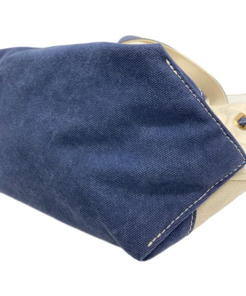 SITA PARANTICA（シータパランティカ）SITA PARANTICA (シータパランティカ) ターンロックハンドバッグ アイボリー×ブルーの古着・服飾アイテム