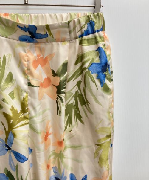 UNITED ARROWS TOKYO（ユナイテッドアローズトウキョウ）UNITED ARROWS TOKYO (ユナイテッドアローズトウキョウ) ボタニカルイージーパンツ マルチカラー サイズ:38の古着・服飾アイテム