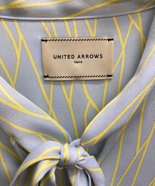UNITED ARROWS TOKYO（ユナイテッドアローズトウキョウ）UNITED ARROWS TOKYO (ユナイテッドアローズトウキョウ) ラインプリント ボウタイブラウス ブルー サイズ:記載無しの古着・服飾アイテム