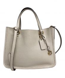 COACH（コーチ）の古着「タイラー キャリーオール 28ショルダーバッグ」｜ホワイト