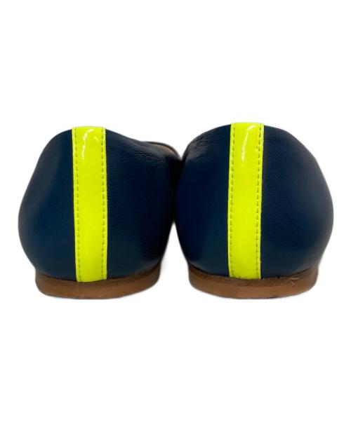 FABIO RUSCONI（ファビオルスコーニ）FABIO RUSCONI (ファビオルスコーニ) バイカラーフラットシューズ ネイビー サイズ:36の古着・服飾アイテム