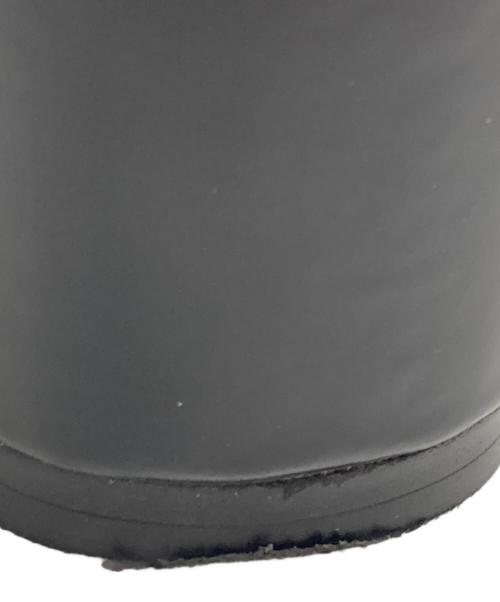 PRANK PROJECT（プランクプロジェクト）PRANK PROJECT (プランクプロジェクト) T-Strap Stretch Sandals ブラック サイズ:37の古着・服飾アイテム