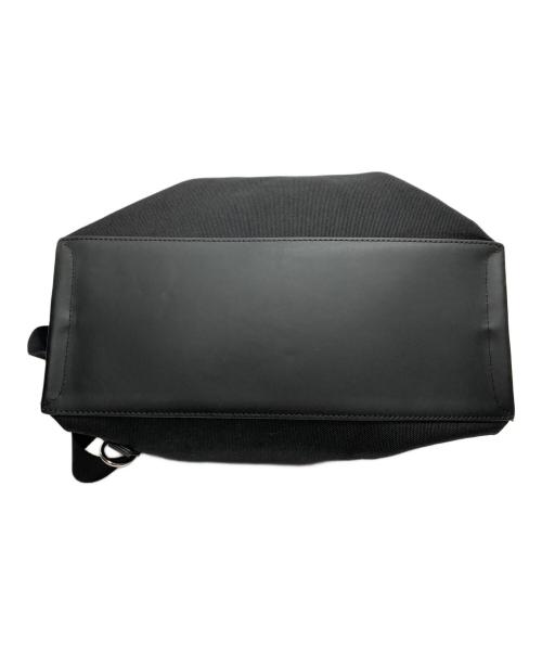 IACUCCI（イアクッチ）IACUCCI (イアクッチ) 3way ソルベット ブラックの古着・服飾アイテム