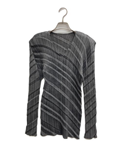 ISSEY MIYAKE（イッセイミヤケ）ISSEY MIYAKE (イッセイミヤケ) プリーツカットソー グレー サイズ:Mの古着・服飾アイテム