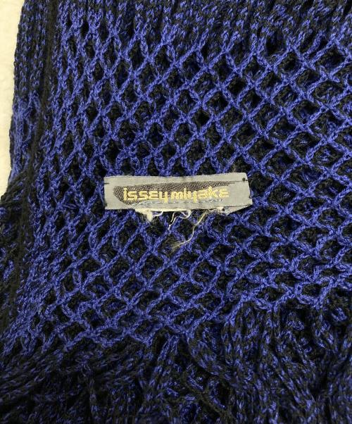 ISSEY MIYAKE（イッセイミヤケ）ISSEY MIYAKE (イッセイミヤケ) クロシェストール ネイビーの古着・服飾アイテム