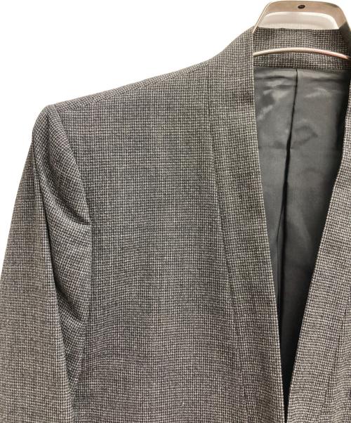 ISSEY MIYAKE（イッセイミヤケ）ISSEY MIYAKE (イッセイミヤケ) ノーカラージャケット グレー サイズ:Sの古着・服飾アイテム