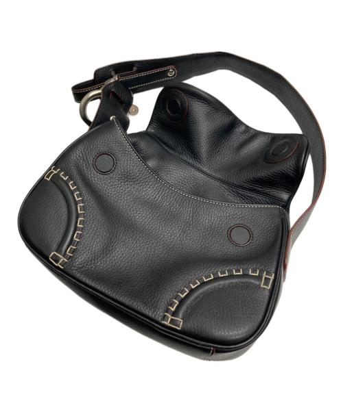 BURBERRY LONDON（バーバリーロンドン）BURBERRY LONDON (バーバリーロンドン) ステッチフラップワンショルダーバッグ ブラックの古着・服飾アイテム